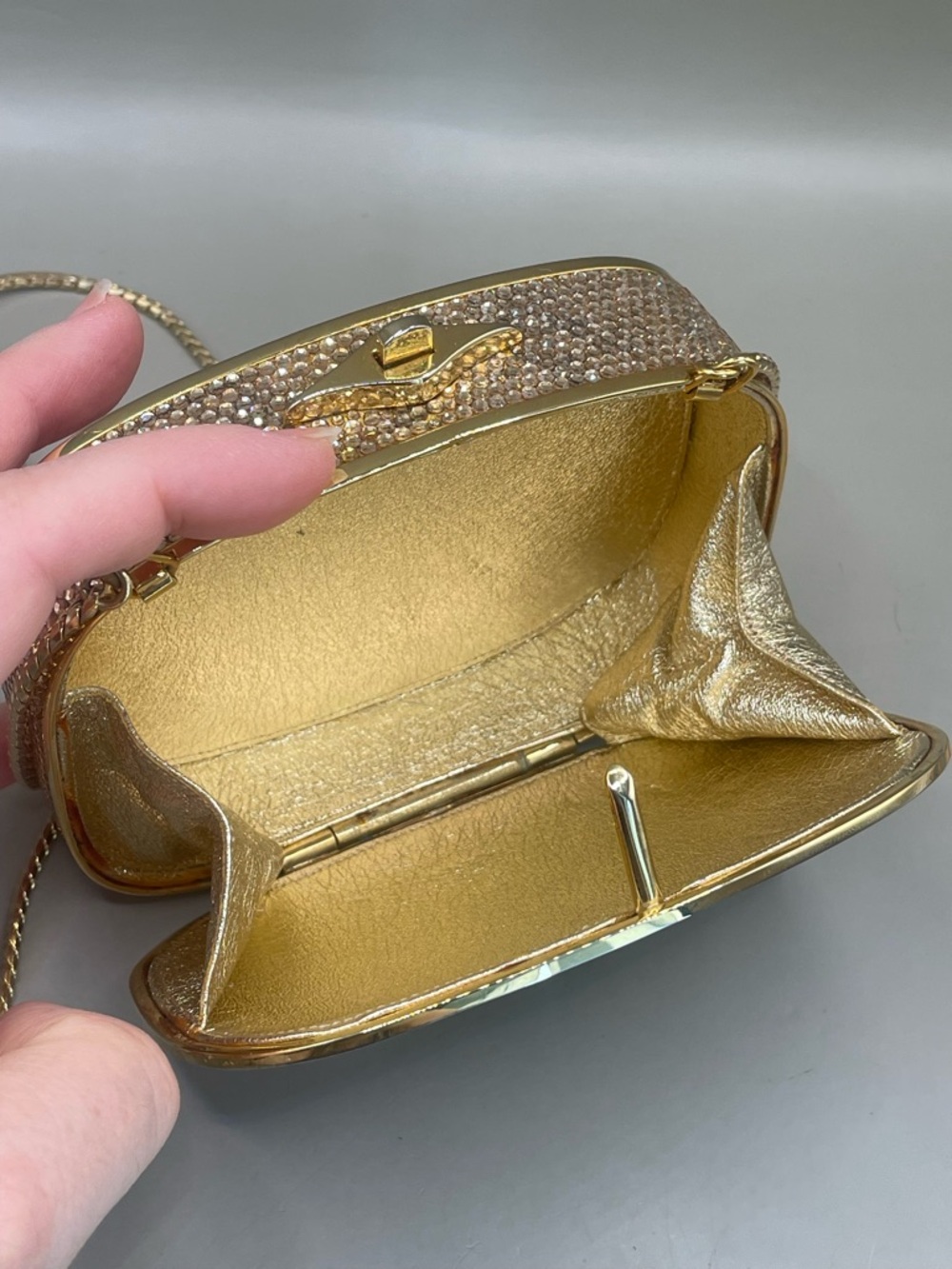 JUDITH LEIBER READ! USED Floral Swarovski Crystals GoldTone Shoulder Bag/Purse - Picture 12 of 15